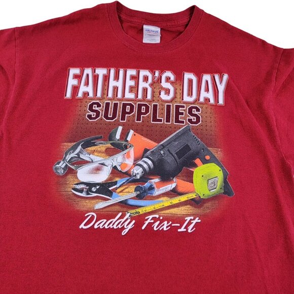 Gildan Men’s Father’s Day Supplies Tee - Daddy Fix-it T-shirt - Size Large - Picture 2 of 9